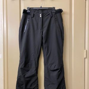Helly Hansen Performance Snow Pants: W LEGENDARY INSULATED PANTS